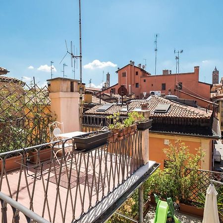 A Pochi Passi Dalla Finestrella Di Via Piella By Wonderful Italy Apartman Bologna Kültér fotó