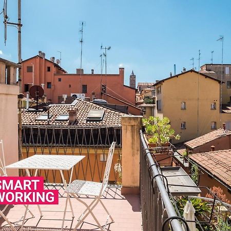 A Pochi Passi Dalla Finestrella Di Via Piella By Wonderful Italy Apartman Bologna Kültér fotó