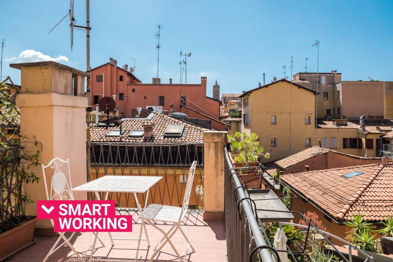 A Pochi Passi Dalla Finestrella Di Via Piella By Wonderful Italy Apartman Bologna Kültér fotó