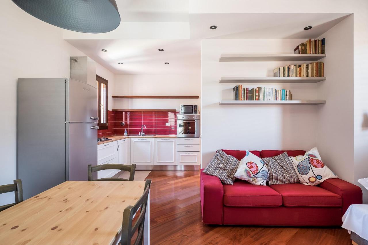 A Pochi Passi Dalla Finestrella Di Via Piella By Wonderful Italy Apartman Bologna Kültér fotó